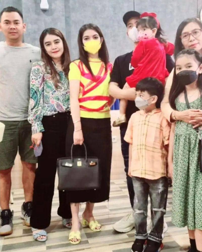 Instagram.com/selvie_ananda_