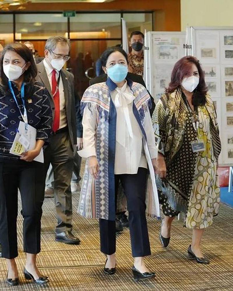 Instagram.com/puanmaharaniri