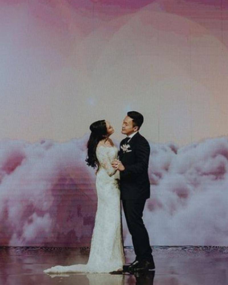 Instagram.com/ekhianam.official