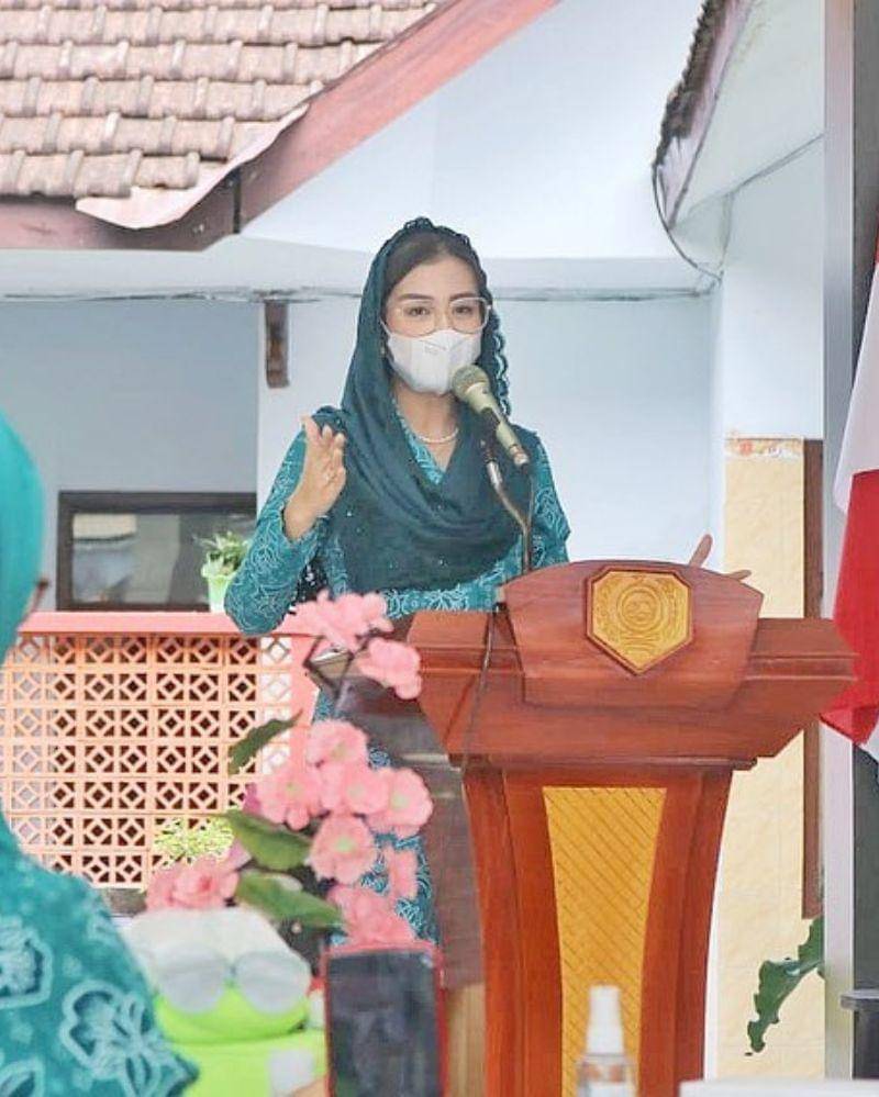 Instagram.com/novitamochamad