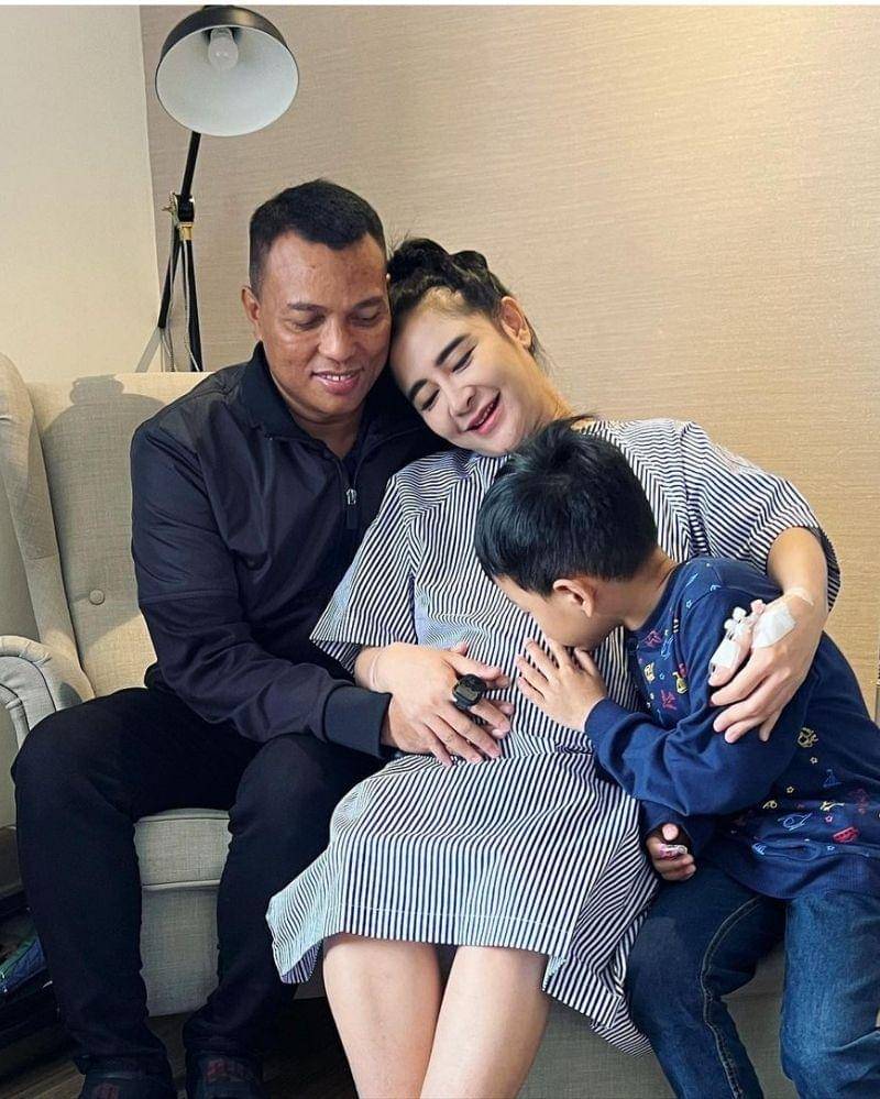 Instagram.com/@uutpermatasari