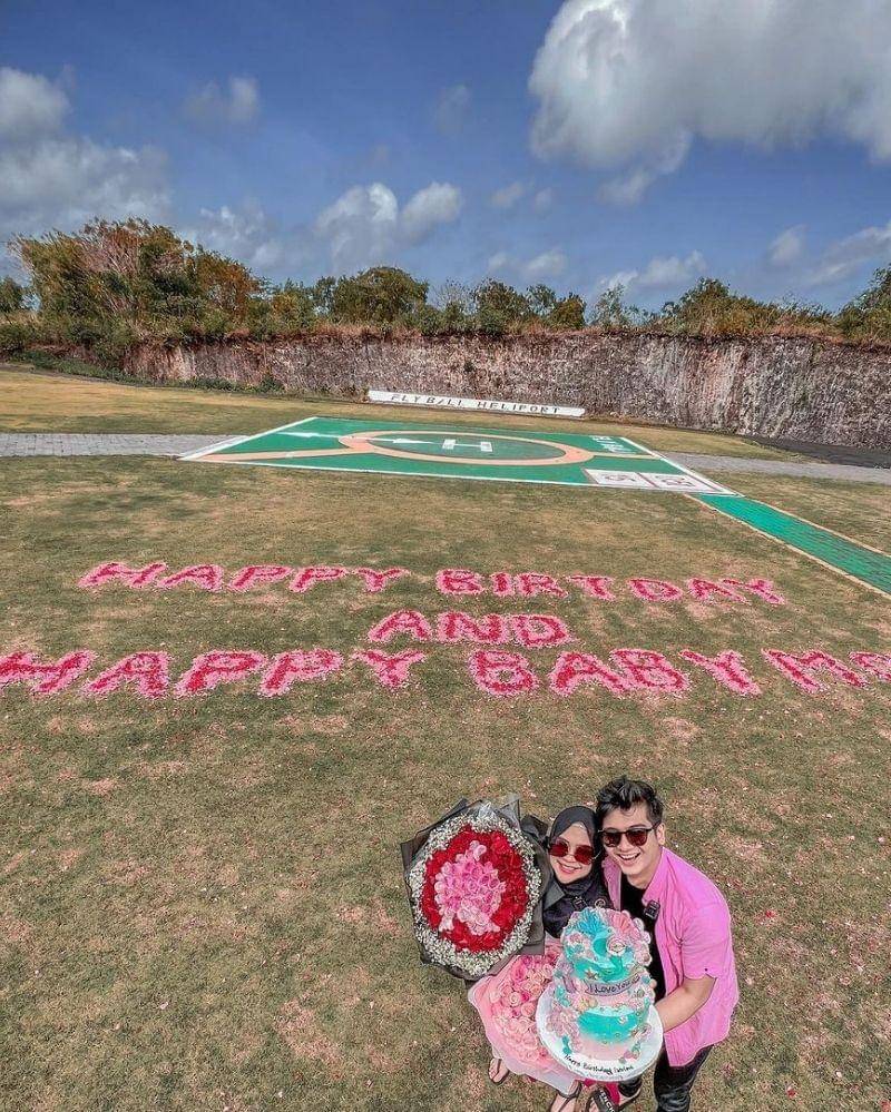 Instagram.com/riaricis1795