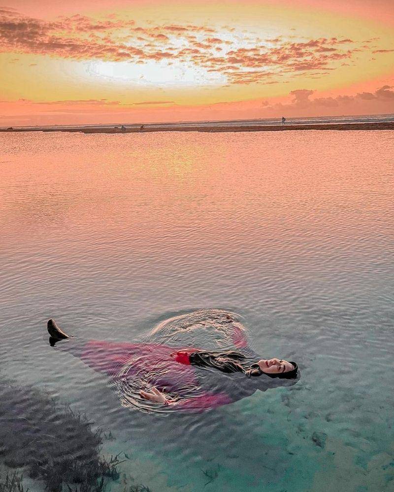 Instagram.com/riaricis1795