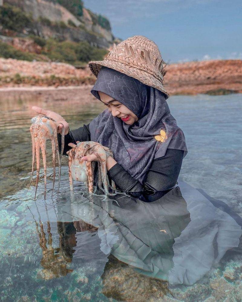 Instagram.com/riaricis1795