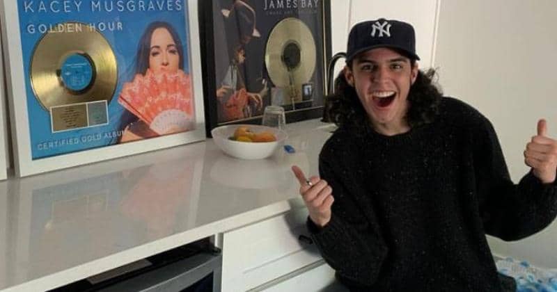 Instagram.com/stephensanchezofficial