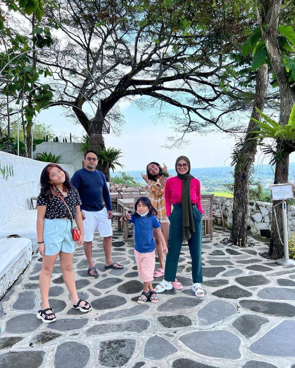 Instagram.com/meisya__siregar