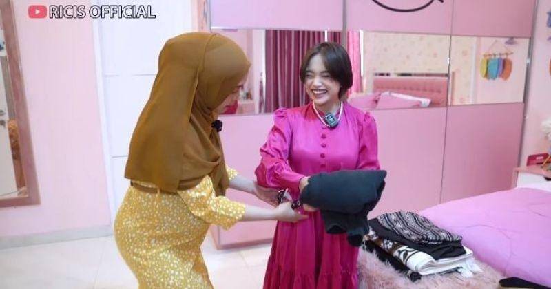 Youtube.com/Ricis Official