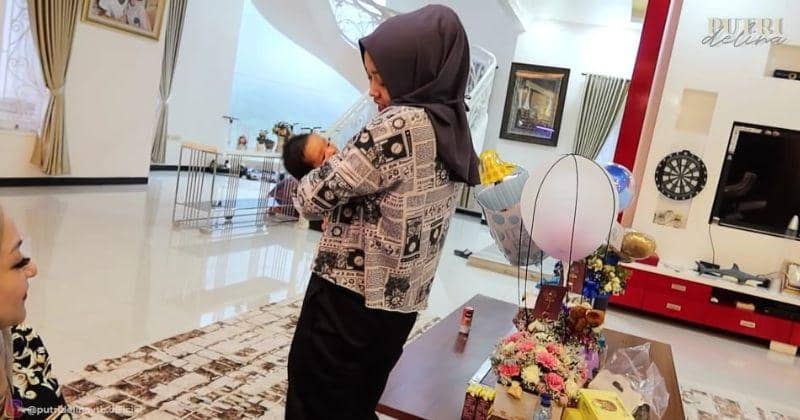 Youtube.com/PutriDelina