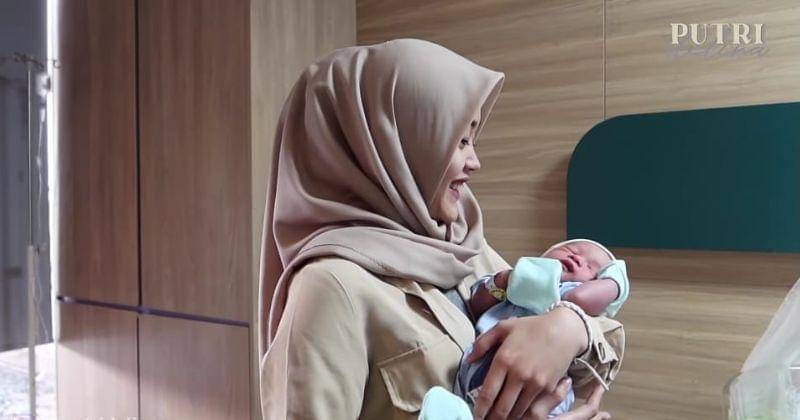 Youtube.com/PutriDelina