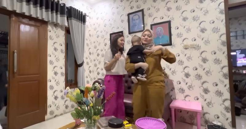 Youtube.com/NATHALIE HOLSCHER