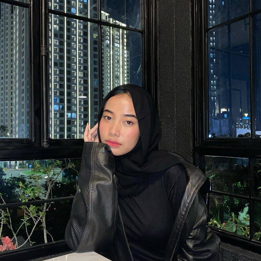 instagram.com/ghaniyasalma