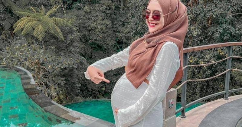 Instagram.com/riaricis1795