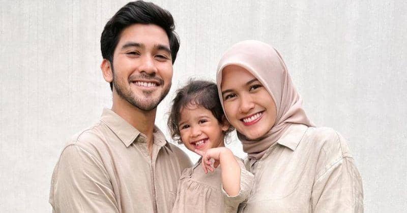 Instagram.com/@annissanns