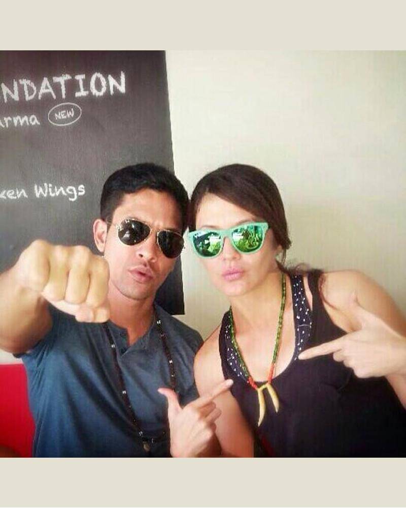 Instagram.com/edward_akbar