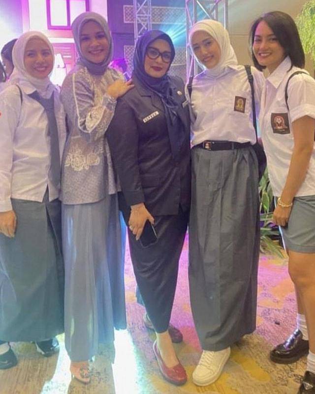 Instagram.com/ussypratama