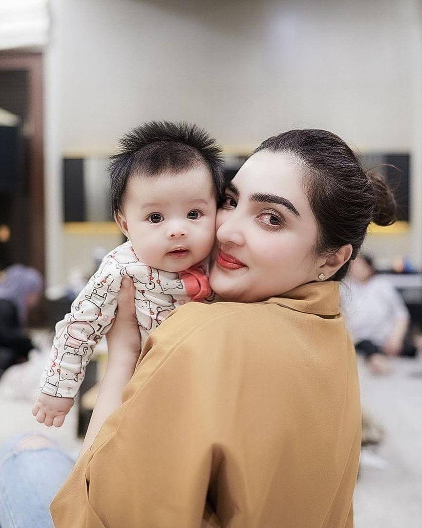 Instagram.com/ashanty_ash