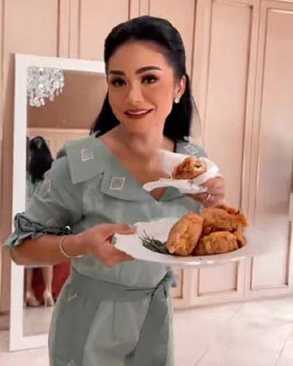 Instagram.com/krisdayantilemos