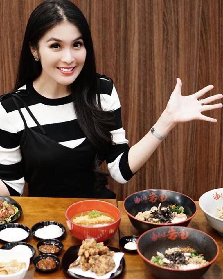 Instagram.com/sandradewi88