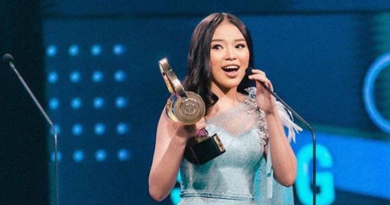 Instagram.com/anneth.dlc