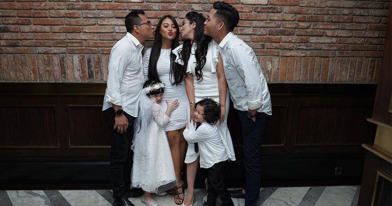 Instagram.com/aurelie.hermansyah