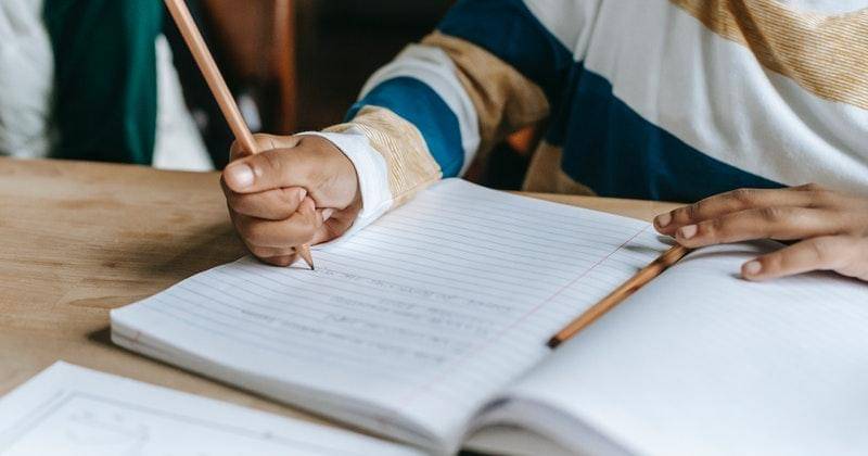 Pexels/katerinaholmes