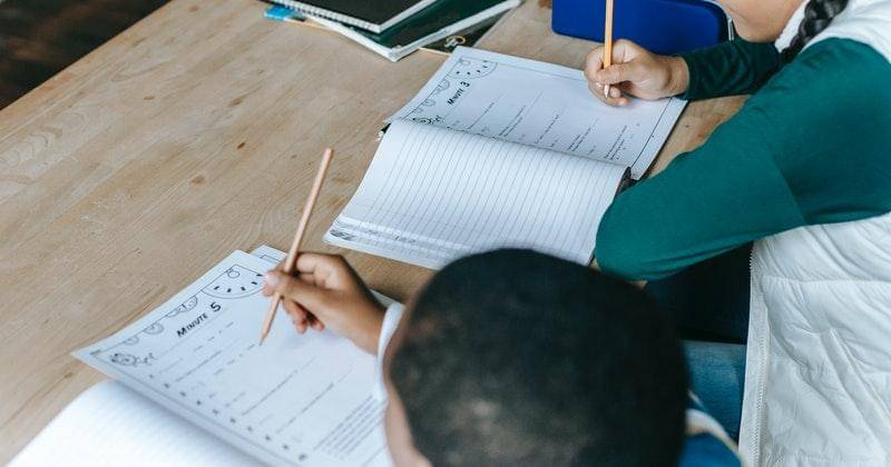 Pexels/katerinaholmes