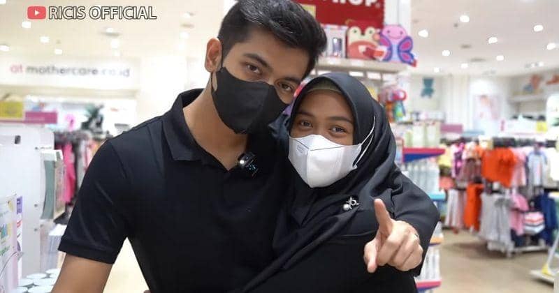 Youtube.com/Ricis Official