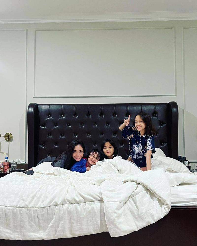 Instagram.com/ririndwiariyanti