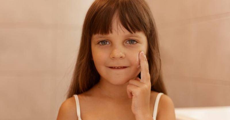 15 Skincare untuk Anak 12 Tahun ke Atas, Aman Digunakan