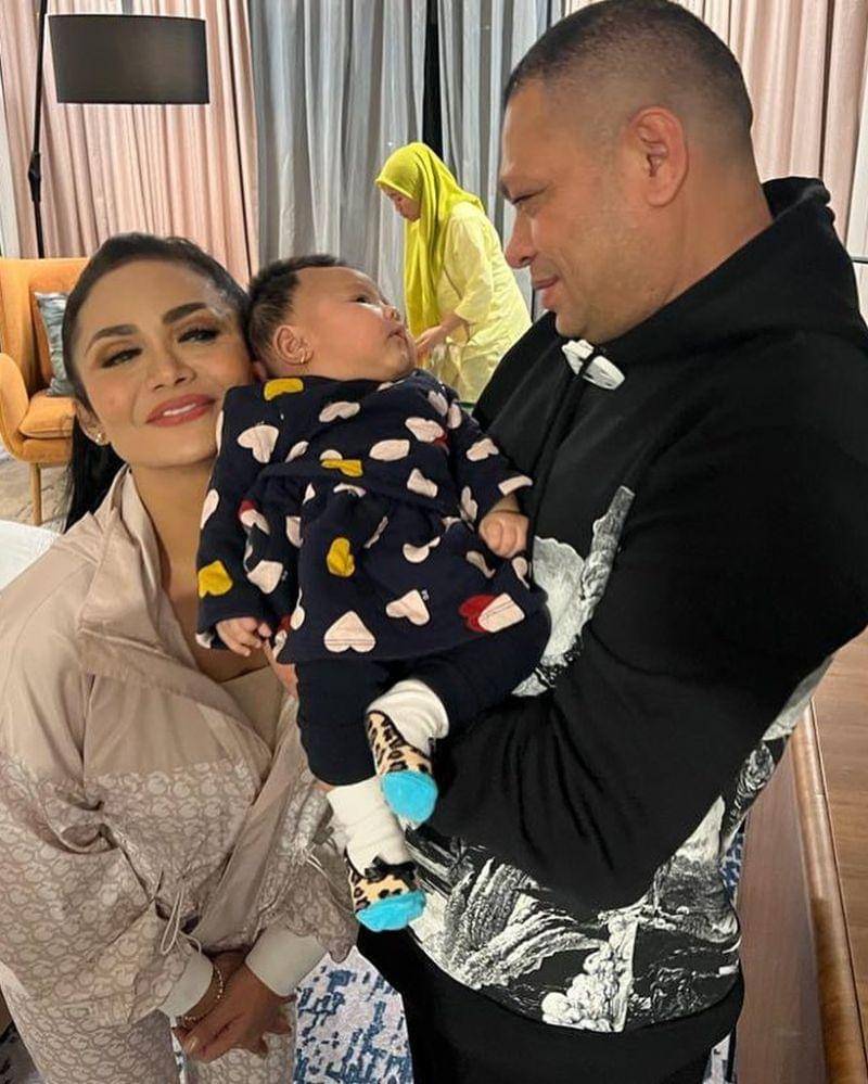 Instagram.com/krisdayantilemos