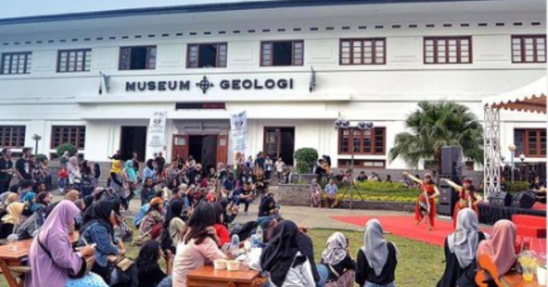 Instagram.com/geomuzee