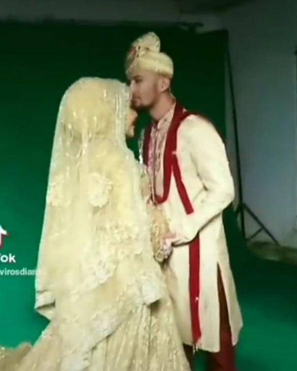 Instagram.com/roro.fitria1989