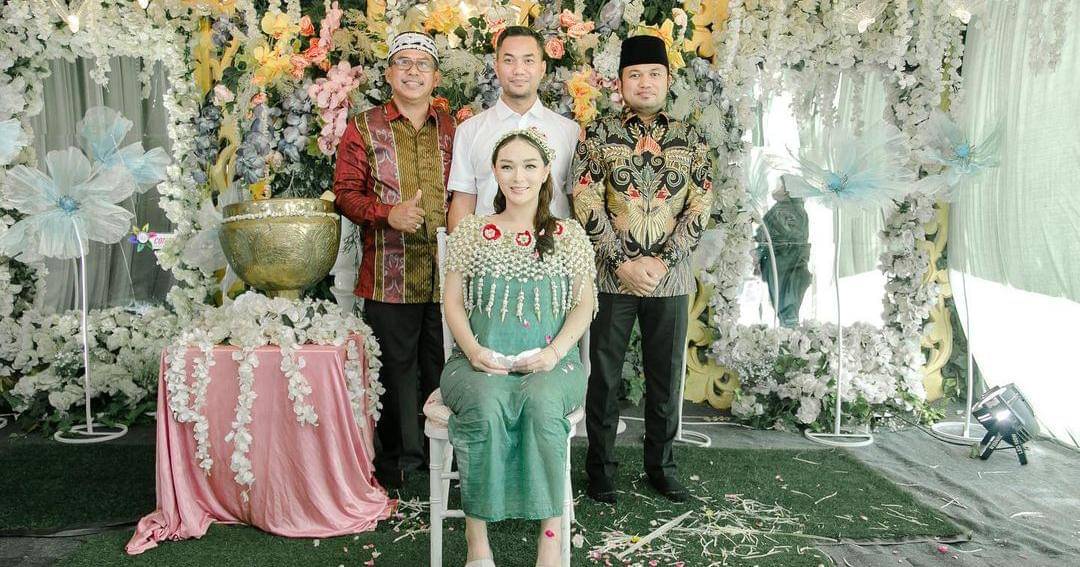 Instagram.com/zaskia_gotix