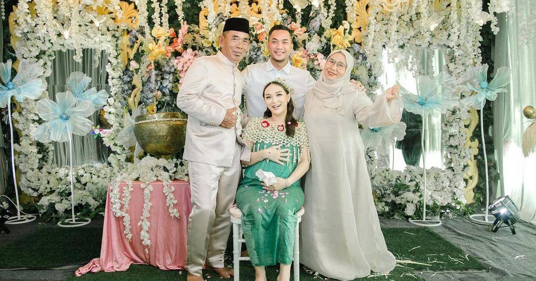 Instagram.com/zaskia_gotix