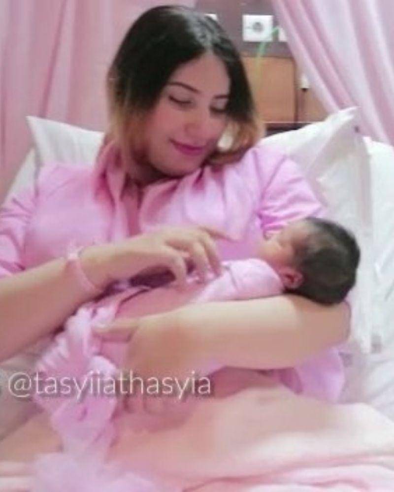 Instagram.com/tasyiiathasyia