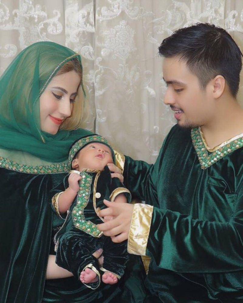 Instagram.com/tasyiiathasyia