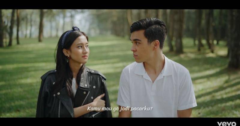 Youtube.com/Keisya Levronka Channel