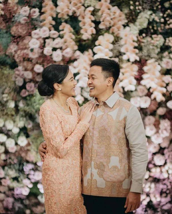 Instagram.com/putri_tanjung