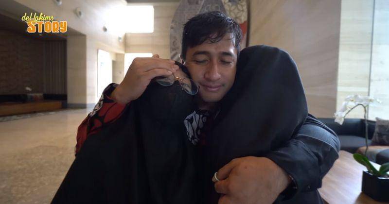 Youtube.com/deHakims Story