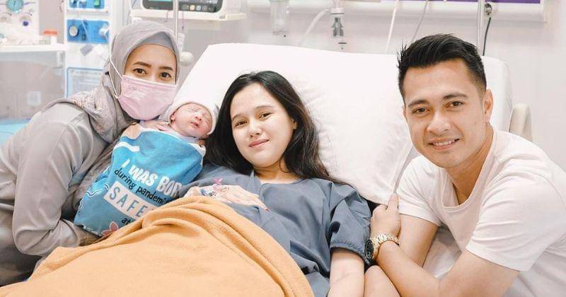 Instagram.com/@ezagio