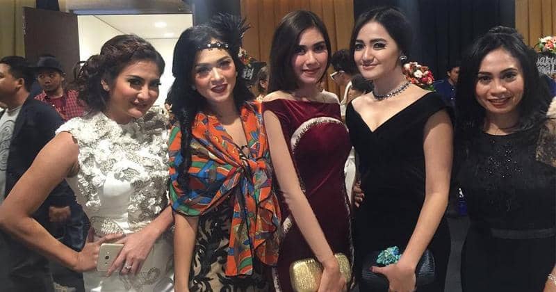 Instagram.com/marcella_simon