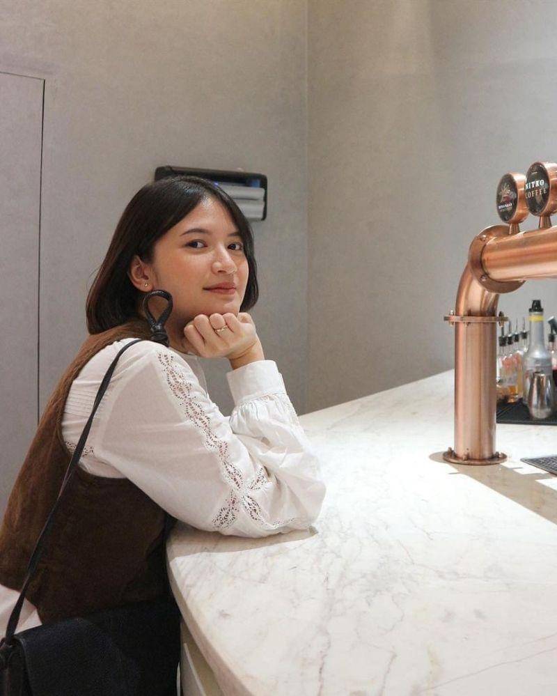 Instagram.com/itskindavienny