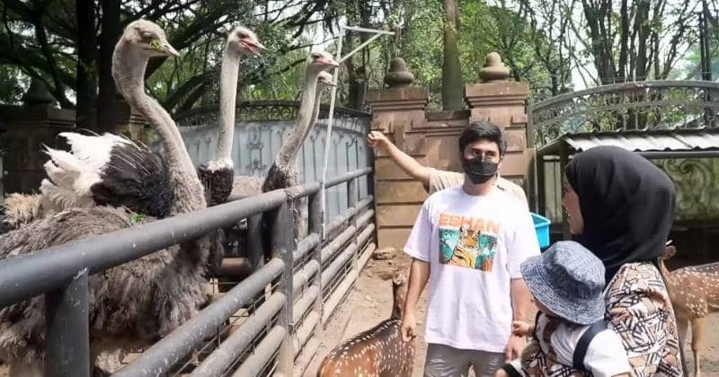 Youtube.com/Leslar Entertainment