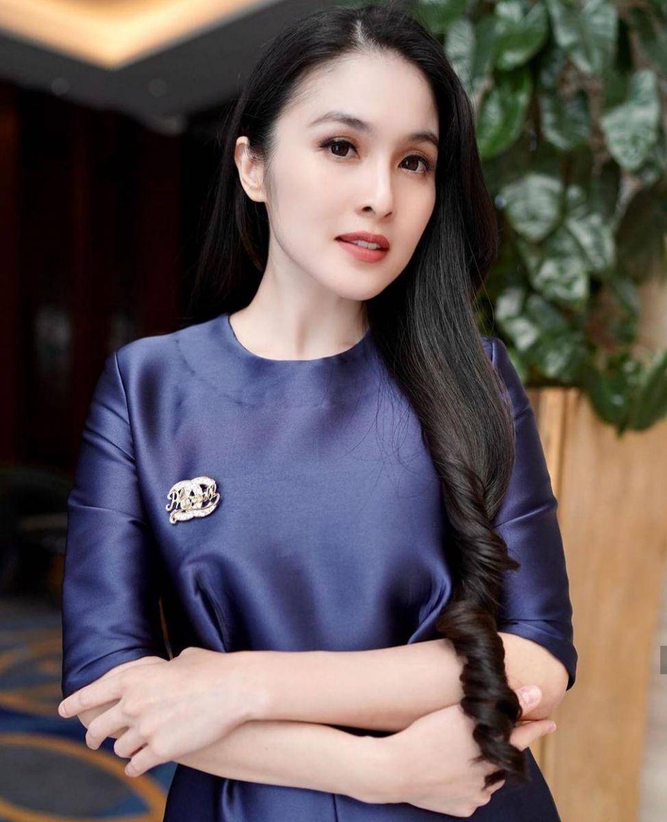 Instagram.com/sandradewi88