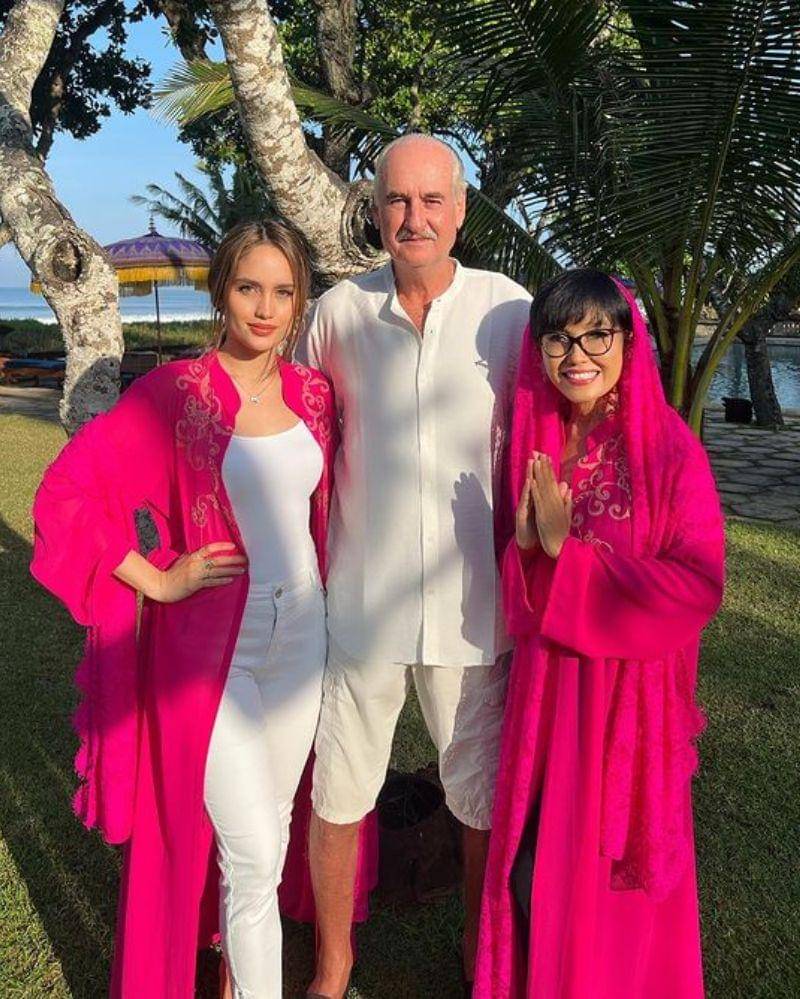 Instagram.com/herdianak