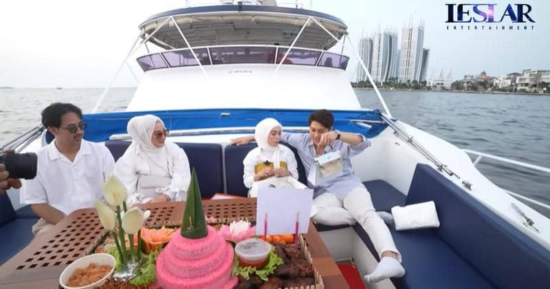 Youtube.com/Leslar Entertainment