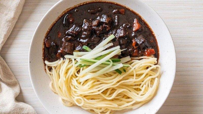 Instagram.com/kimchiya.id