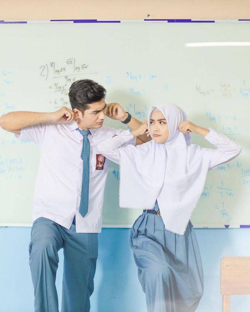 Instagram.com/riaricis1795