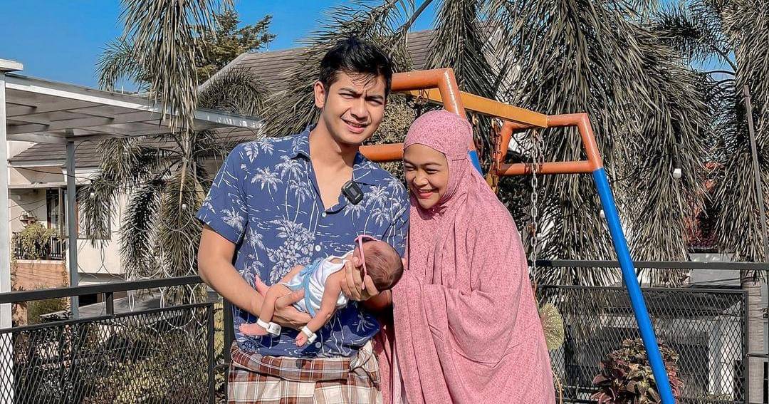 Instagram.com/riaricis1795