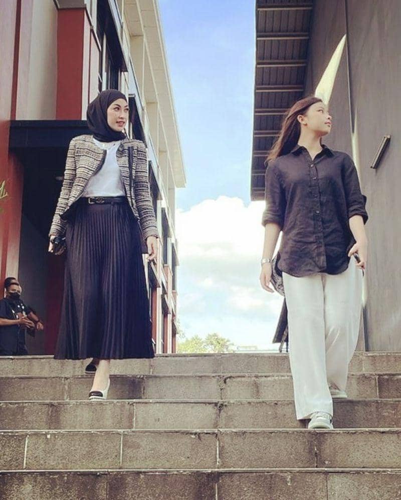 Instagram.com/@hapsarianissa29